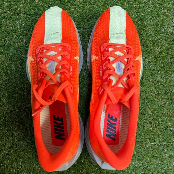Nike Pegasus Plus Running Shoes Flyknit Safety Orange FQ7262-800 Men 7 Wmn 8.5 main image 4